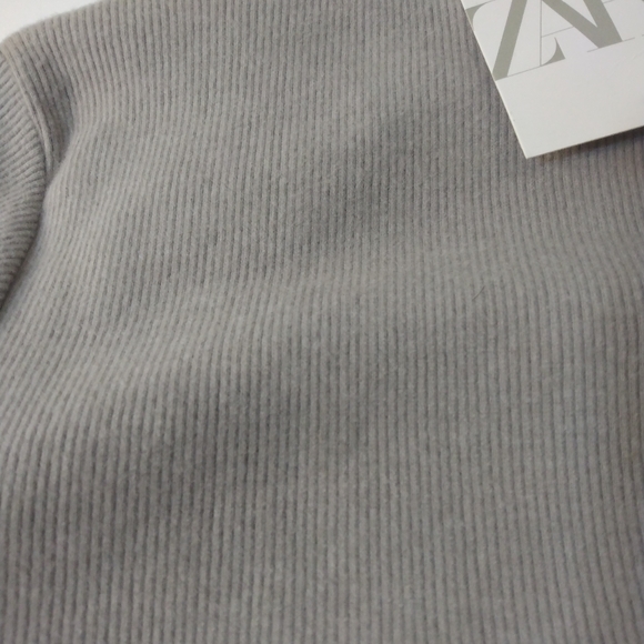 ZARA gray pearl long sleeve turtle neck sz L - Picture 6 of 9